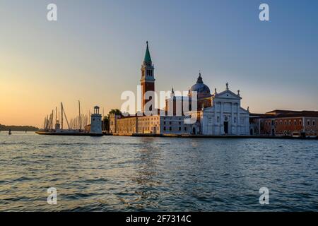 Sunrise, San Giorgio Maggiore, Eglise Chiesa di San Giorgio Maggiore, Venise, Vénétie, Italie Banque D'Images