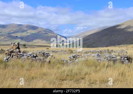 Ruines de Huanuco Pampa, centre administratif de l'Inca, province de dos de Mayo, Pérou Banque D'Images