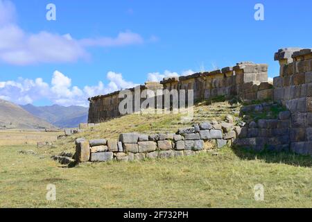 Ruines de Huanuco Pampa, centre administratif de l'Inca, province de dos de Mayo, Pérou Banque D'Images