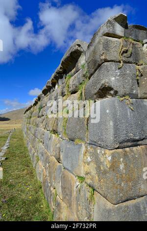 Ruines de Huanuco Pampa, centre administratif de l'Inca, province de dos de Mayo, Pérou Banque D'Images