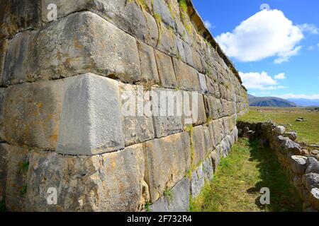 Ruines de Huanuco Pampa, centre administratif de l'Inca, province de dos de Mayo, Pérou Banque D'Images