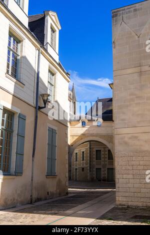 Angers, France - 23 août 2019 : rue du Musée au centre-ville d'Angers dans le Maine et Loire, France Banque D'Images