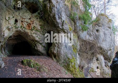 Grotte Neideck près des ruines du château de Neideck en Suisse franconienne, Allemagne Banque D'Images