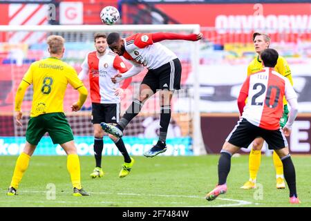 ROTTERDAM, PAYS-BAS - AVRIL 4 : Zian Flemming de Fortuna Sittard, Leroy fer de Feyenoord Rotterdam pendant le match Eredivisie entre Feyenoord et Banque D'Images