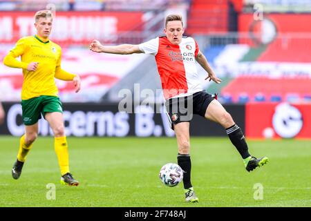 ROTTERDAM, PAYS-BAS - AVRIL 4 : Jens Toornstra de Feyenoord Rotterdam pendant le match Eredivisie entre Feyenoord et Fortuna Sittard à Stadion F Banque D'Images