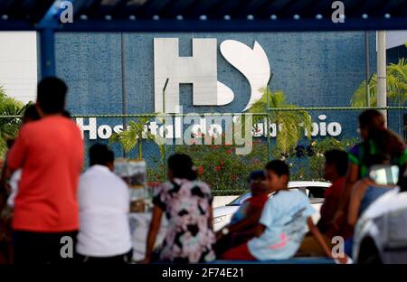 salvador, bahia / brésil - 21 août 2018 : façade de l'hôpital de banlieue de Salvador. L'unité appartenait au gouvernement de Bahia mais est administrate Banque D'Images