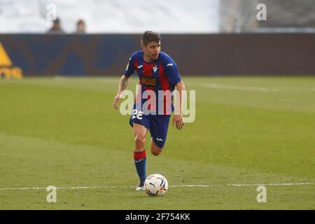 Alejandro Pozo d'Eibar pendant le championnat d'Espagne la Ligue football match entre Real Madrid et SD Eibar le 3 avril 2021 au stade Alfredo Di Stefano à Valdebebas, Madrid, Espagne - photo Oscar J Barroso / Espagne DPPI / DPPI / LiveMedia Banque D'Images