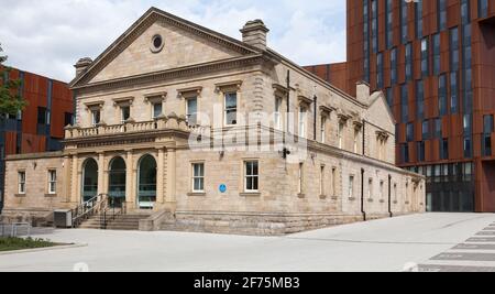 Old Broadcasting House, à l'origine une maison de réunion d'amis qui fait maintenant partie de l'Université Leeds Beckett Banque D'Images