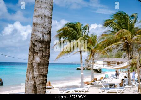 Mise au point sélective avec arrière-plan flou Ile des Caraïbes de Curaçao, Kokomo Beach vues autour de l'île des Caraïbes de Curaçao pendant une journée lumineuse Banque D'Images