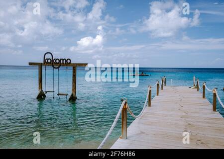 Curaçao Caribbean Island, Kokomo Beach offre une vue sur l'île des Caraïbes de Curaçao par temps lumineux Banque D'Images