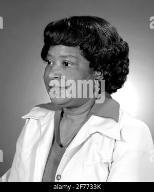 Mary Jackson. Portrait du mathématicien et ingénieur aérospatial de la NASA, Mary Jackson (née Winston, 1921-2005), 1979. Photographie officielle de la NASA. Banque D'Images