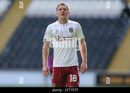 Bryn Morris #18 de Northampton Town pendant le match à, le 4/5/2021. (Photo de David Greaves/News Images/Sipa USA) Credit: SIPA USA/Alay Live News Banque D'Images