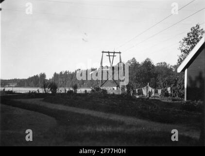 Le téléphérique de Forssjö regarda Katrineholm. La partie sud de Forssjön apparaît. Banque D'Images