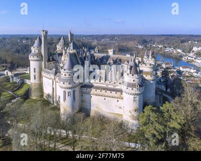 La France, l'Oise, Pierrefonds, le Château (vue aérienne) Banque D'Images