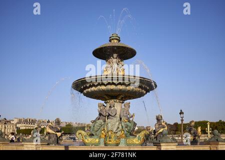 France, Paris, région classée au patrimoine mondial de l'UNESCO, place de la Concorde, Fontain des Mers de Jacques Hittorff Banque D'Images