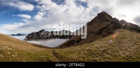 Vue panoramique depuis les montagnes de Ruchenkopfe en Bavière, Allemagne, automne Banque D'Images
