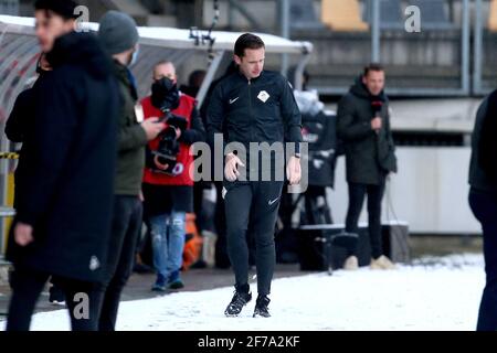 KERKRADE, PAYS-BAS - AVRIL 5 : arbitre Ingmar Oostrom lors du match de Keuken Kampioen Divisiie entre Roda JC et Almere City FC à Parkstad Banque D'Images