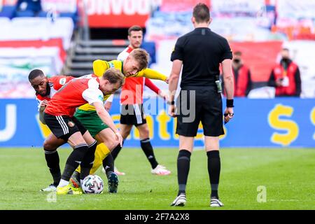 ROTTERDAM, PAYS-BAS - AVRIL 4 : Mark Diemers de Feyenoord Rotterdam, Zian Flemming de Fortuna Sittard, Leroy Fer de Feyenoord Rotterdam pendant l'est Banque D'Images