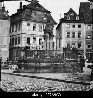 Icône SkiopT avec motifs de la fontaine Neuptunus bien à Bamberg.l'image a été stockée en carton marqué: Le voyage 1907. Bamberg 8. 19. Texte sur l'image: 'Neuptunus Well 1699'. Banque D'Images