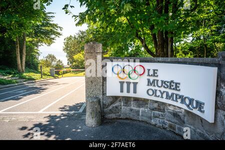 Lausanne Suisse , 25 juin 2020 : entrée du Musée Olympique avec signe et logo à Lausanne Vaud Suisse Banque D'Images