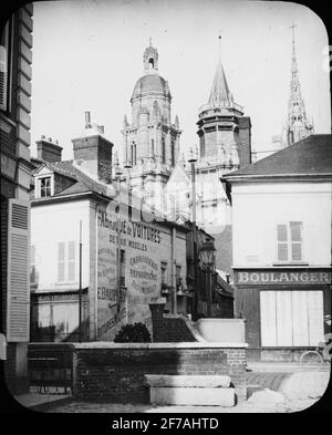 Icône SkiopT avec motifs d'Evreux avec Cathédrale notre-Dame d'Évreux en arrière-plan. L'image a été stockée dans un carton étiqueté : TRIP n: 2. 1908.evreux 5. Louviers 5. I. texte sur l'image: 'La Cathédrale de la N.D'. Banque D'Images