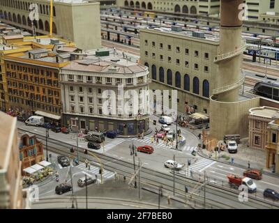 À l'intérieur du plus grand modèle de chemin de fer du monde Miniatur Wunderland À Hambourg en Allemagne Banque D'Images