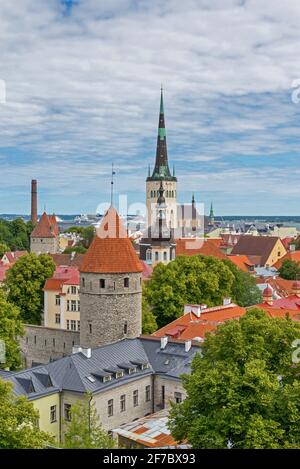 Vue d'en haut sur Tallinn, capitale de l'Estonie Banque D'Images