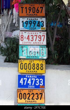 Plaques d'immatriculation de véhicule Panama, collage de plaques d'immatriculation de voiture ancienne. Banque D'Images