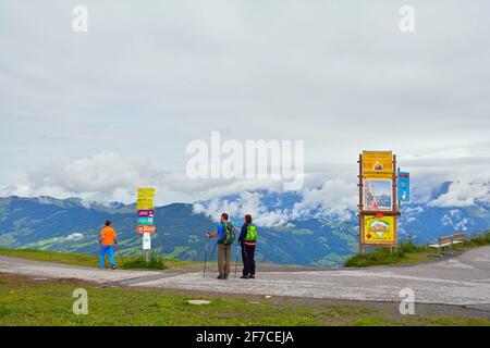 Kitzbuhel, Autriche - 28 juillet 2017. Sports et loisirs sur les montagnes de Hahnenkamm, station de Kitzski des montagnes des Alpes en été, Kitzbuhel, Tirol Banque D'Images