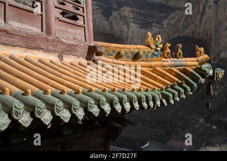 Carreaux vitrés de XuanKong si (temple suspendu) au pied de la montagne Hengshan dans la province du Shanxi, à environ 300 miles au sud-ouest de Beijing, Chine. Banque D'Images