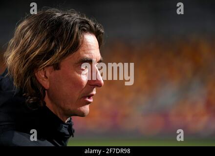 Thomas Frank, directeur de Brentford, a été interviewé par les médias après le coup de sifflet final lors du match du championnat Sky Bet au Brentford Community Stadium, Londres. Date de la photo: Mardi 6 avril 2021. Banque D'Images