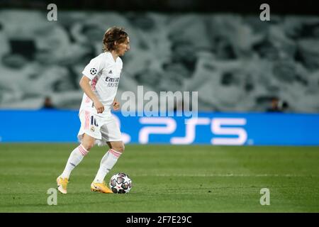 Madrid, Espagne. 06e avril 2021. Luka Modric du Real Madrid pendant la Ligue des champions de l'UEFA, quart de finale, match de football de la 1ère jambe entre Real Madrid et Liverpool FC le 6 avril 2021 au stade Alfredo Di Stefano à Valdebebas, Madrid, Espagne - photo Oscar J Barroso / Espagne DPPI / DPPI / LiveMedia crédit: Agence photo indépendante/Alamy Live News Banque D'Images