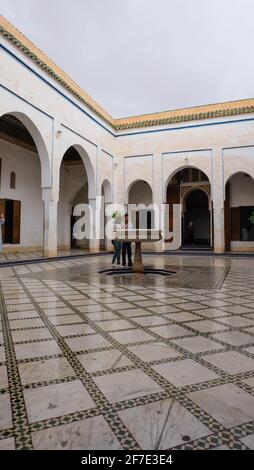 La petite cour du Palais Bahia, un palais de la fin du XIXe siècle à Marrakech, au Maroc Banque D'Images