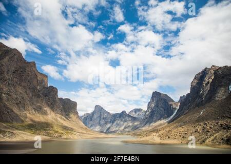 Montagnes de l'île de Baffin, Mont Thor, Col d'Akshayuk, Canada. Banque D'Images