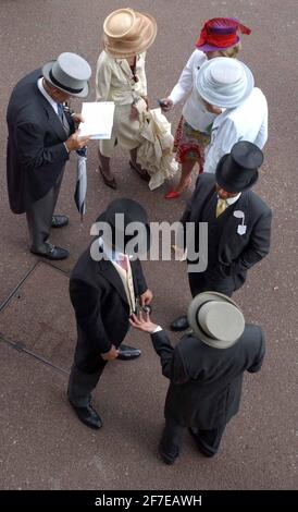 LE PREMIER JOUR DE ROYAL ASCOT 2003.17/6/03 PILSTON Banque D'Images