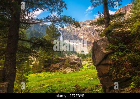 La plus haute cascade des montagnes Rila Banque D'Images