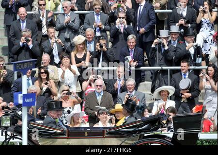 ROYAL ASCOT 2009. 1er JOUR. 16/6/09. LA REINE. PHOTO DAVID ASHDOWN Banque D'Images