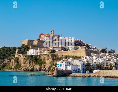 Vue sur la vieille ville, Dalt Vila d'Eivissa, Ibiza, Iles Baléares, Espagne, Méditerranée, Europe Banque D'Images