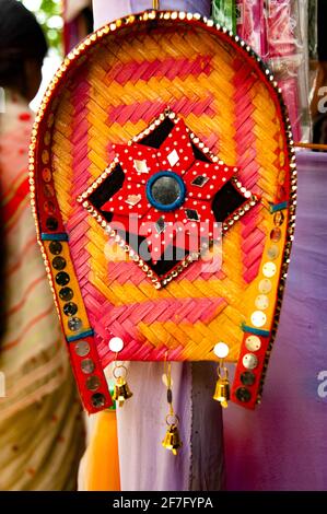 Objets artisanaux en bambou, les bangladais assistent à un rassemblement pour célébrer le nouvel an bengali ou « Pohela Baishakh ». Banque D'Images