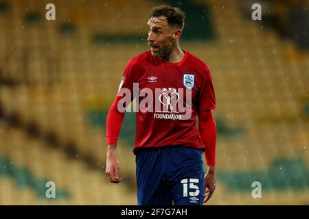 6 avril 2021 ; Carrow Road, Norwich, Norfolk, Angleterre, Championnat de football de la Ligue anglaise de football, Norwich contre Huddersfield Town ; Richard Keogh de Huddersfield Town Banque D'Images