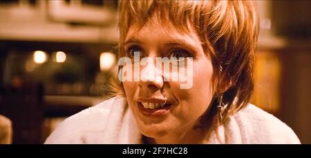 Etats Unis Rosanna Arquette Dans Une Scene Du Film C Miramax Pulp Fiction 1994 Parcelle La Vie De Deux Hommes De La Foule Un Boxeur Un Gangster Et Sa Femme Et Une Paire De Bandits De Diner Entremelent Dans Quatre Contes De Violence Et De