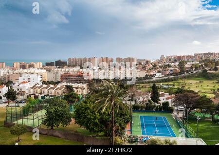 Vue panoramique sur Torremolinos, Espagne Banque D'Images