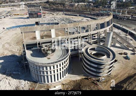 Une vue générale du SDCCU Stadium étant démoli, samedi 20 février 2021 à San Diego, en Californie (Dylan Stewart/image of Sport) Banque D'Images