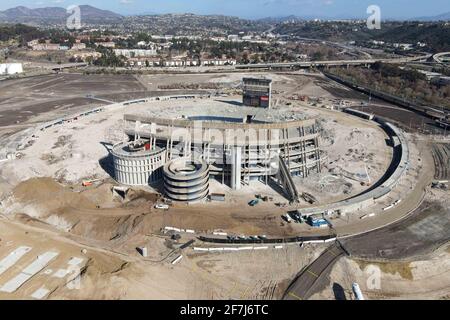Une vue générale du SDCCU Stadium étant démoli, samedi 20 février 2021 à San Diego, en Californie (Dylan Stewart/image of Sport) Banque D'Images
