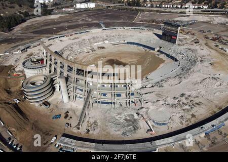 Une vue générale du SDCCU Stadium étant démoli, samedi 20 février 2021 à San Diego, en Californie (Dylan Stewart/image of Sport) Banque D'Images