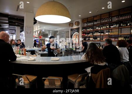 Vue intérieure d'Eataly Boston dans Prudential Center.Boston.Massachusetts.USA Banque D'Images