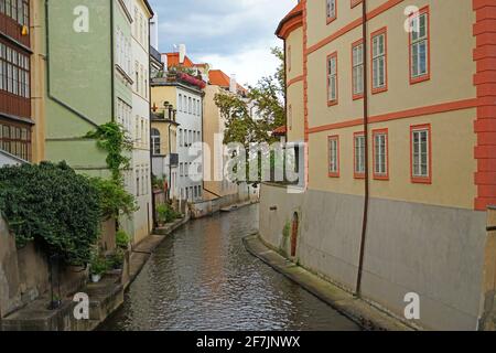 Canal historique de Kampa, capitale Prague, République tchèque Banque D'Images