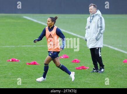 Madelen Janogy équipe nationale féminine de football, entraînement à Friends Arena, Stockholm, 2021-04-08 (c) Patrik C Österberg / TT Code: 2857 Banque D'Images