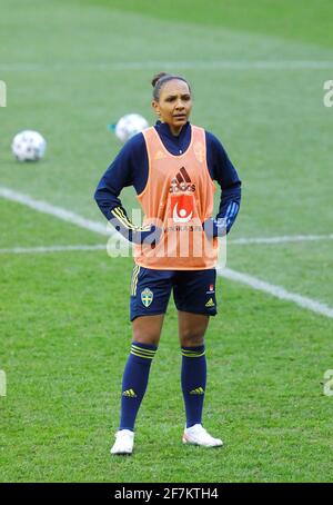 Madelen Janogy équipe nationale féminine de football, entraînement à Friends Arena, Stockholm, 2021-04-08 (c) Patrik C Österberg / TT Code: 2857 Banque D'Images