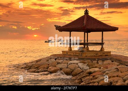 Pura Ulun Danu Temple sur le lac Bratan, Bali, Indonésie Banque D'Images